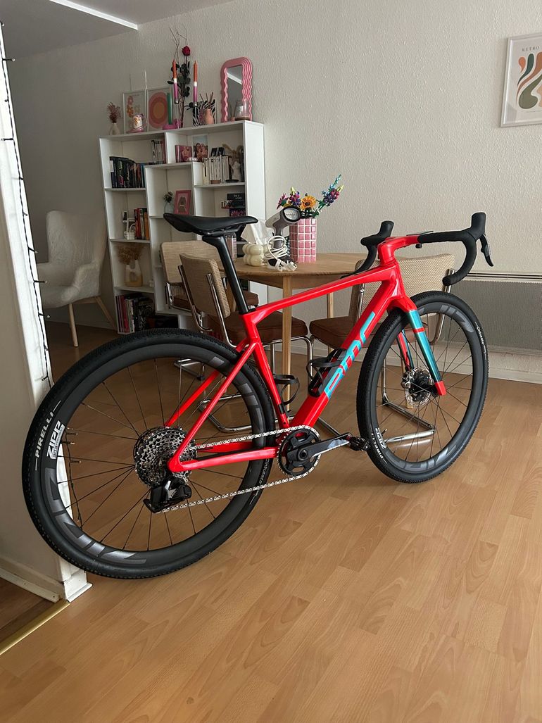 Used BMC Kaius 01 LTD 2024 2024 Road & Gravel, Red — image 2 of 3