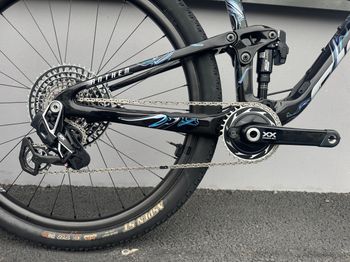 Gebrauchtes Giant Anthem Advanced Pro 2025 Mountainbike, Schwarz — Bild 2 von 19