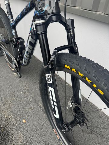 Used Giant Anthem Advanced Pro 2025 Mountainbike, Black — image 8 of 19