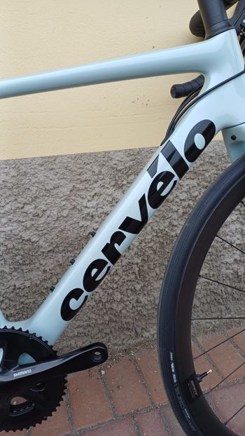 Used Cervélo Caledonia 2025 Road & Gravel, White — image 4 of 5