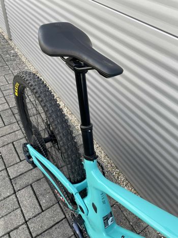 Used Scott Genius ST 910 2023 2023 Mountainbike, Blue, 29 — image 15 of 17