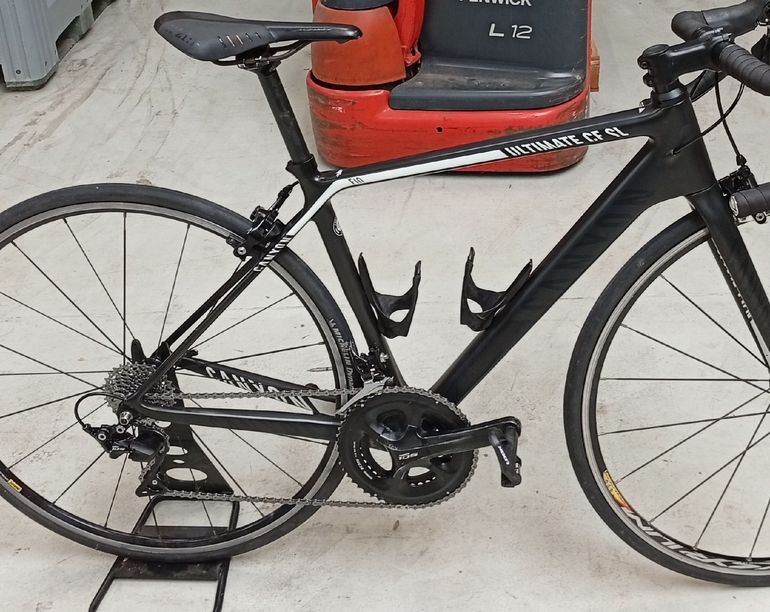 Used Canyon Cf Sl F10 2017 Road & Gravel, Black — image 3 of 5