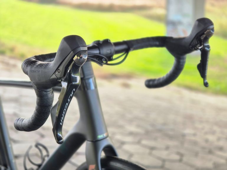 Used Scott Addict Shimano Ultegra 2023 Road & Gravel, Black — image 11 of 12