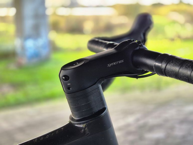 Used Scott Addict Shimano Ultegra 2023 Road & Gravel, Black — image 9 of 12