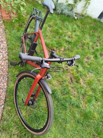 Used CUBE NULANE PRO FE 2025 2025 Road & Gravel, Red — image 4 of 6