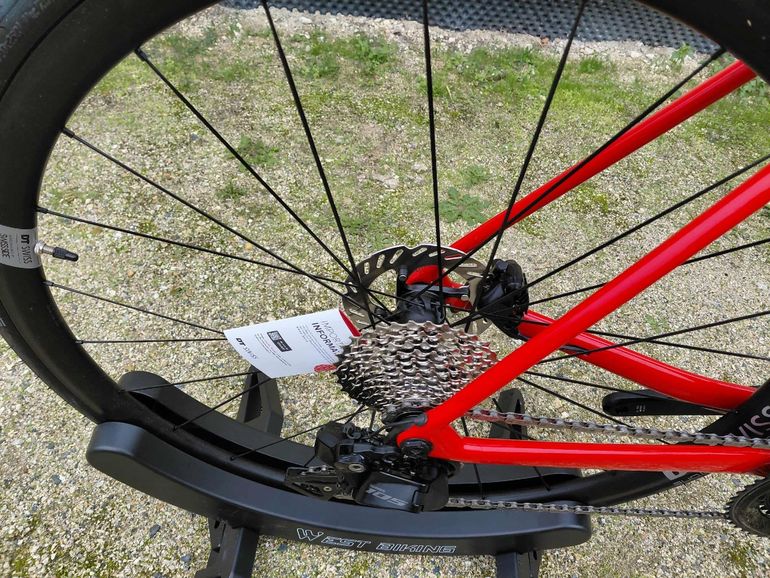Used Orbea Orca Shimano 105 Di2 2024 Road & Gravel, Red — image 3 of 10