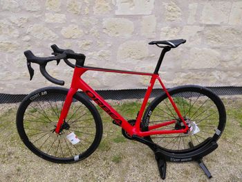 Used Orbea Orca Shimano 105 Di2 2024 Road & Gravel, Red — image 2 of 10