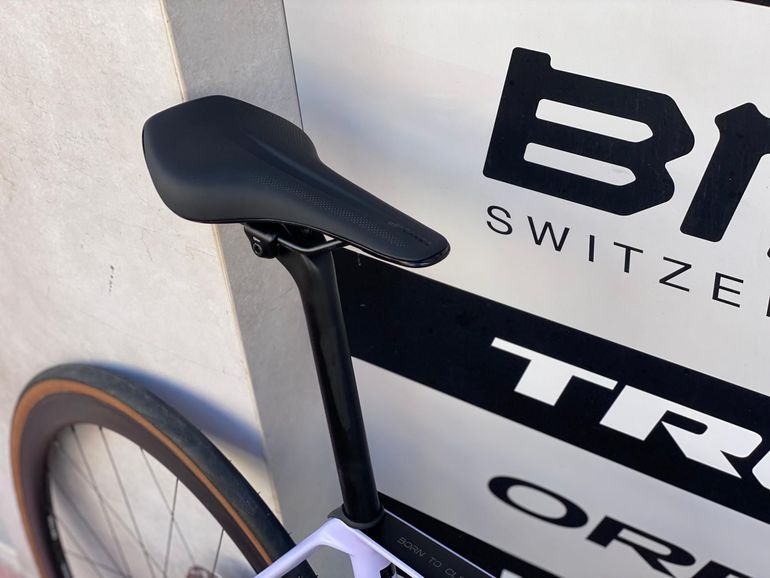 Used Orbea ORCA M20iLTD 2024 2024 Road & Gravel, Purple — image 14 of 15
