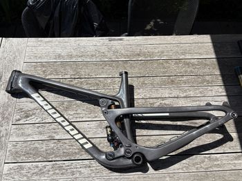 Used Propain Hugene CF 29" 2022 Frameset 2022 Mountainbike, Black — image 2 of 9