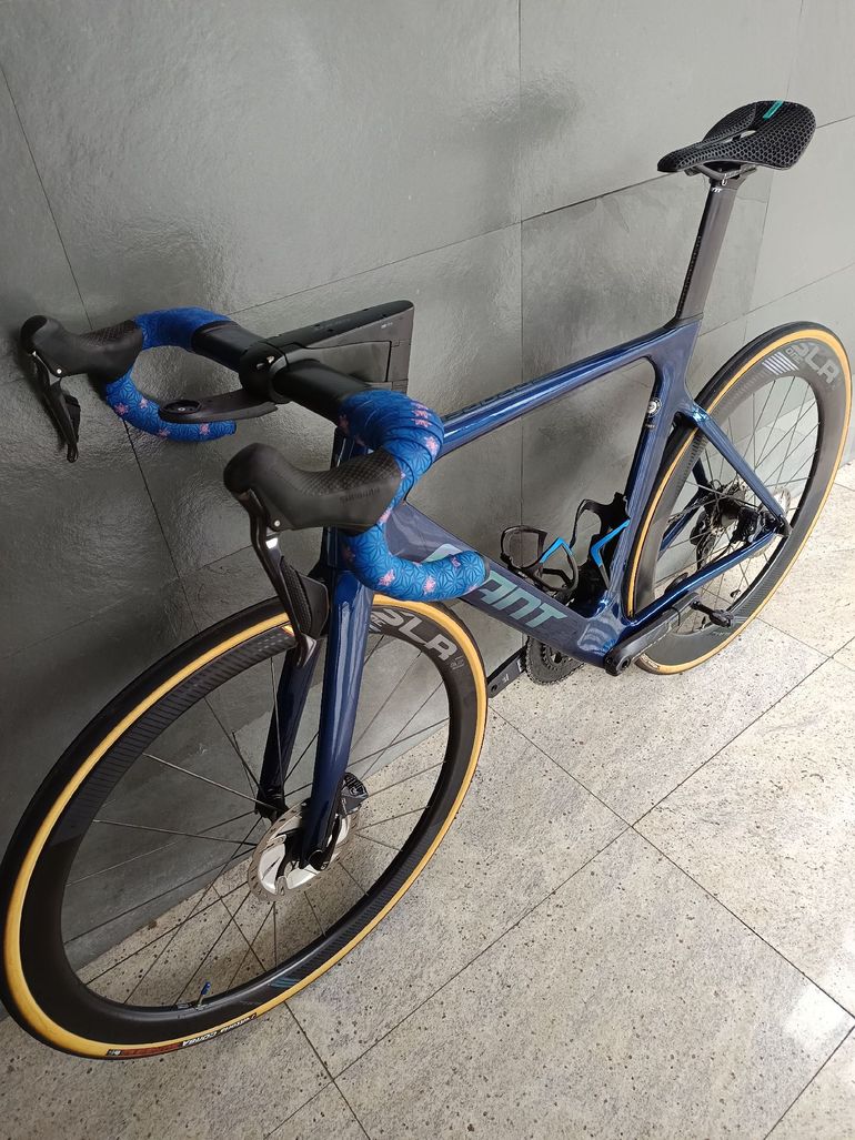 Used Giant Propel Advanced Pro 1 Disc 2020 2020 Road & Gravel, Blue — image 6 of 7