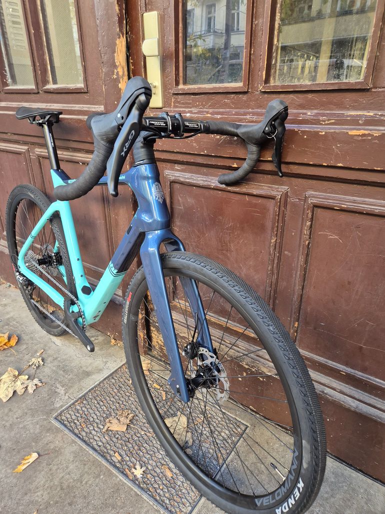 Used Bianchi Arcadex - GRX 600 2022 2022 Road & Gravel, Green — image 6 of 6