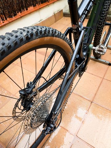 Used BMC Fourstroke LT TWO 2023 2023 Mountainbike, Green, 29 — image 8 of 8