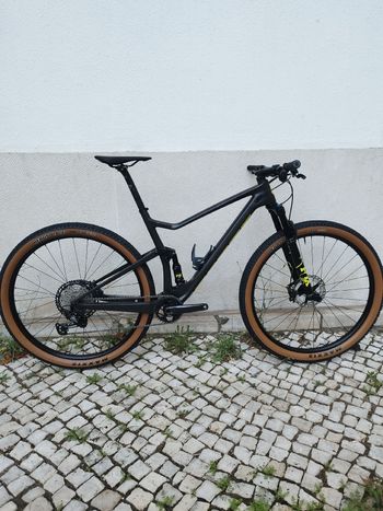 Used Scott Spark Shimano Deore XT 2021 Mountainbike, Black — image 20 of 22