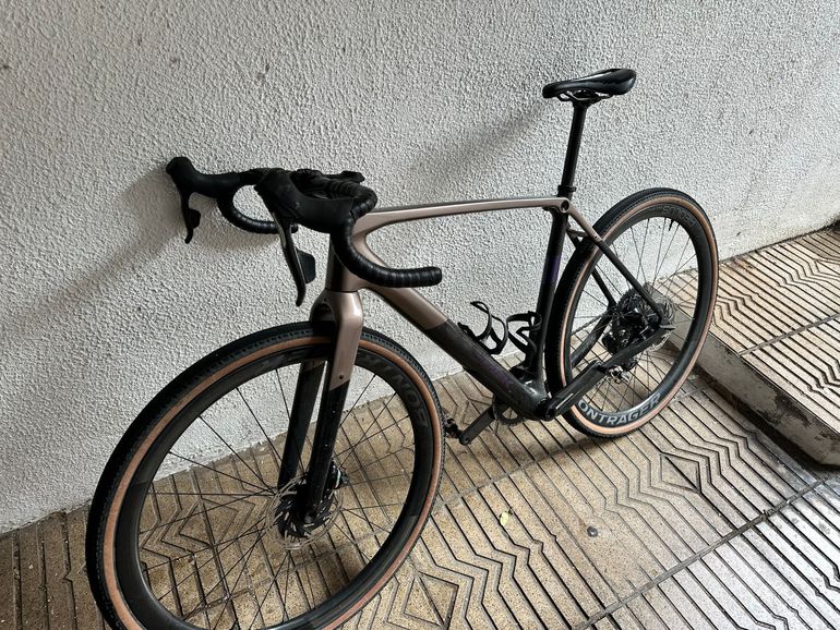 Used Trek SL 7 2025 Road & Gravel, Black — image 3 of 24