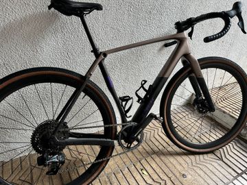 Used Trek SL 7 2025 Road & Gravel, Black — image 6 of 24