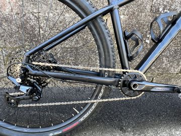 Used Specialized Rockhopper 29 2020 Mountainbike, Black — image 3 of 6