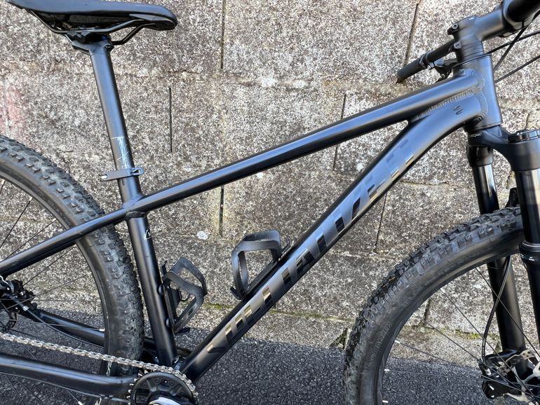 Used Specialized Rockhopper 29 2020 Mountainbike, Black — image 2 of 6