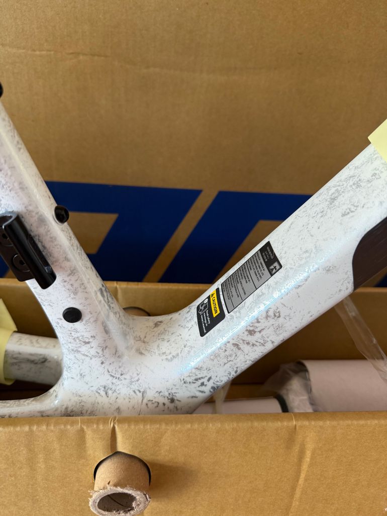 Used Giant TCR Advanced SL Frameset 2026 Road & Gravel, White — image 5 of 7