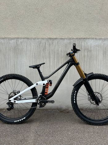 Used Scott Gambler 900 Tuned 2022 2022 MTB