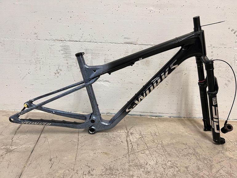 Used Specialized Epic Wc Frameset Frameset 2025 Mountainbike, Blue — image 11 of 11