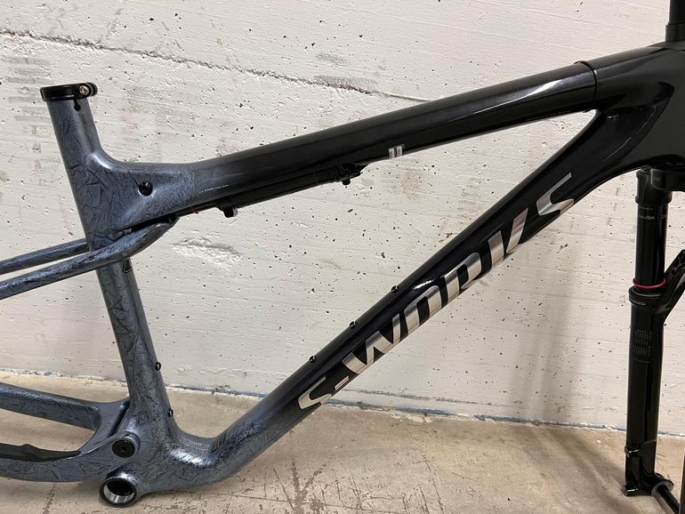 Used Specialized Epic Wc Frameset Frameset 2025 Mountainbike, Blue — image 2 of 11