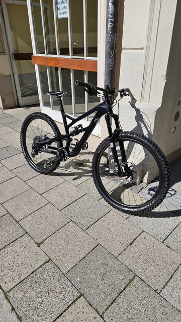 Used YT Industries Jeffsy SRAM X01 Eagle 2018 Mountainbike, Black, 29 — image 1 of 10