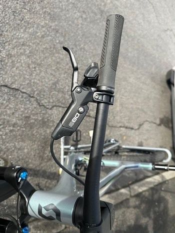 Used Scott Spark 920 TR 2024 2024 Mountainbike, Green, 29 — image 9 of 13