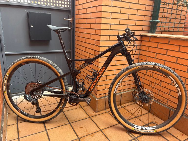 Used Cannondale Scalpel Hi-MOD Ultimate 2021 2021 Mountainbike, Schwarz, 29 — image 1 of 4