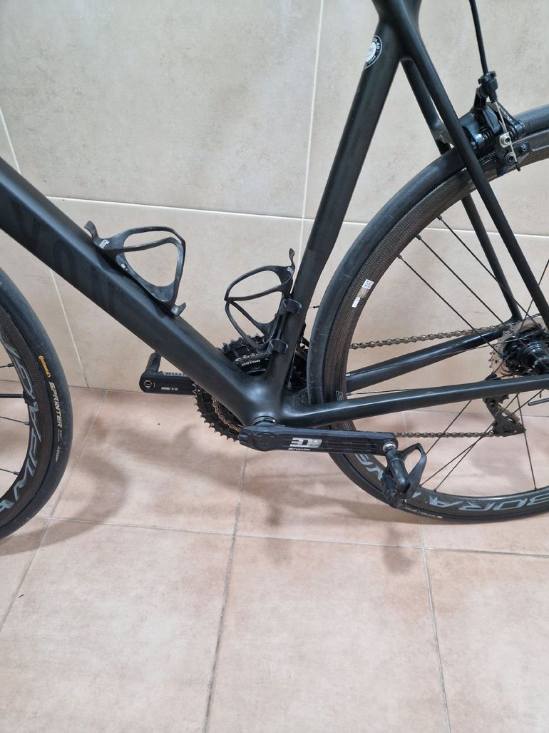 Used Canyon Ultimate CF SLX 9.0 2018 2018 Road & Gravel, Black — image 4 of 10