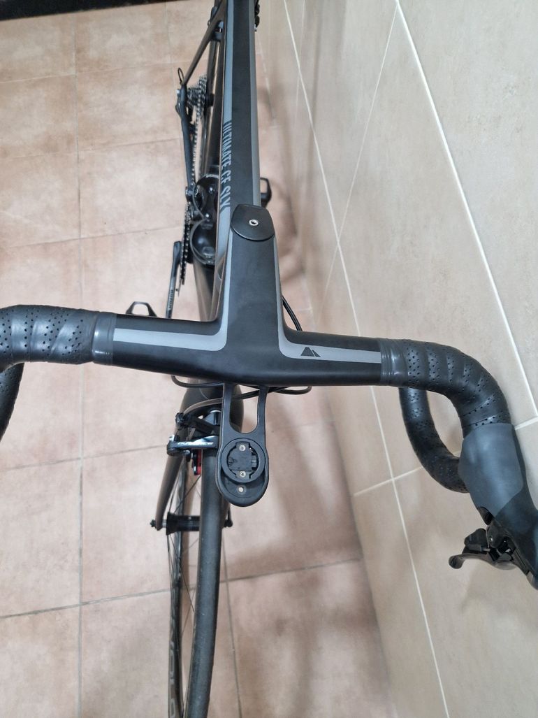Used Canyon Ultimate CF SLX 9.0 2018 2018 Road & Gravel, Black — image 10 of 10