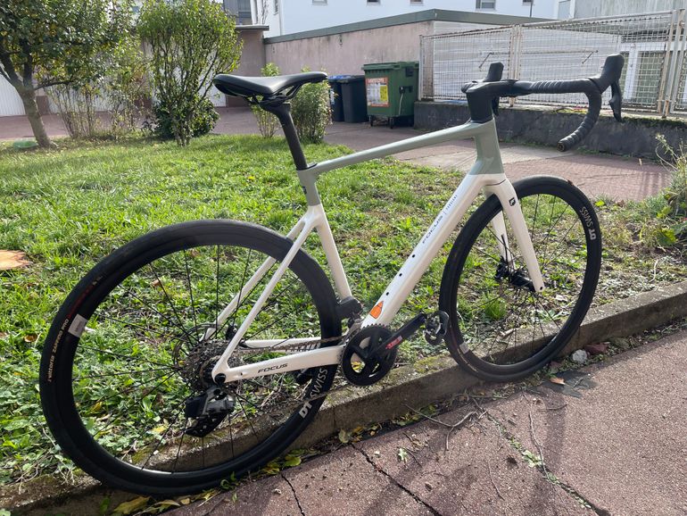 Used Focus PARALANE 8.8 2024 2024 Road & Gravel, Light Gray — image 2 of 11