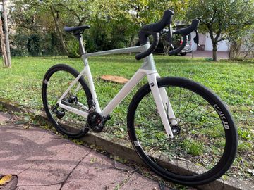 Used Focus PARALANE 8.8 2024 2024 Road & Gravel, Light Gray — image 3 of 11