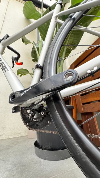 Used CUBE ATTAIN PRO 2023 2023 Road & Gravel, Light Gray — image 6 of 7