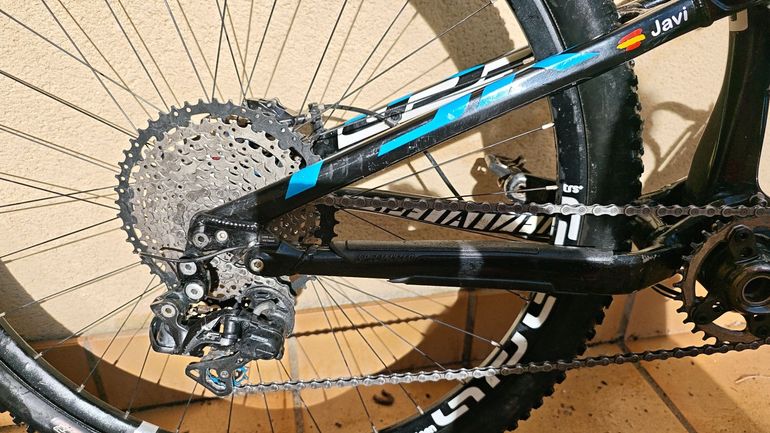 Used Specialized Camber Shimano Deore XT 2015 Mountainbike, Black — image 3 of 4