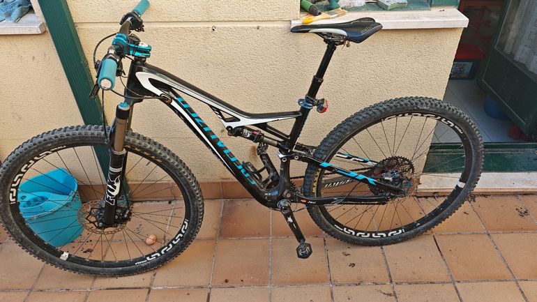 Used Specialized Camber Shimano Deore XT 2015 Mountainbike, Black — image 2 of 4