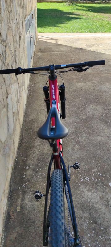 Gebrauchtes Berria Bravo. Shimano Deore XT 2024 Mountainbike, Rot, 29 — Bild 8 von 18