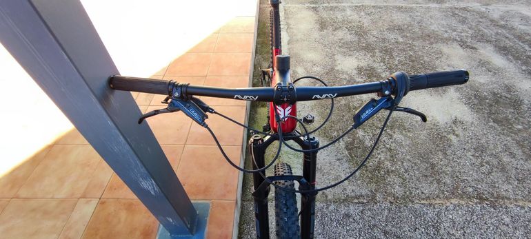 Used Berria Bravo. Shimano Deore XT 2024 Mountainbike — image 4 of 18