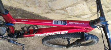 Gebrauchtes Berria Bravo. Shimano Deore XT 2024 Mountainbike, Rot, 29 — Bild 5 von 18