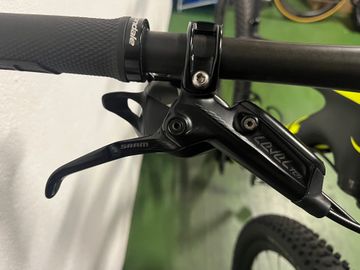 Used Cannondale F-Si Carbon 1 2018 2018 Mountainbike, Black, 29 — image 7 of 12