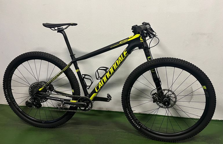 Used Cannondale F-Si Carbon 1 2018 2018 Mountainbike, Black, 29 — image 1 of 12