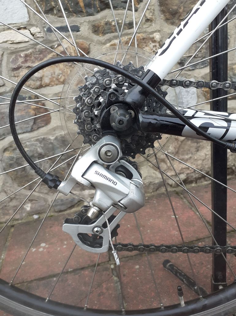 Used Giant Defy 3 2016 2016 Road & Gravel, Light Gray — image 6 of 14