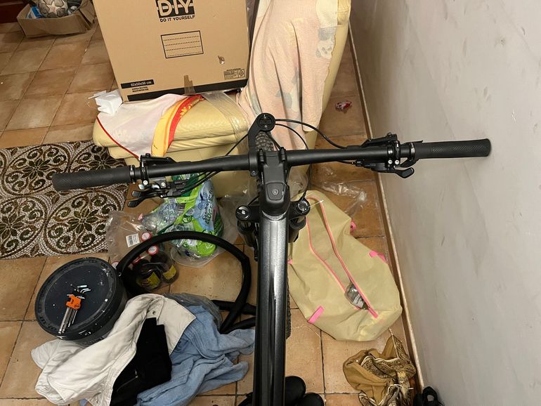Used Scott Spark 960 2023 2023 Mountainbike, Light Gray, 29 — image 5 of 7