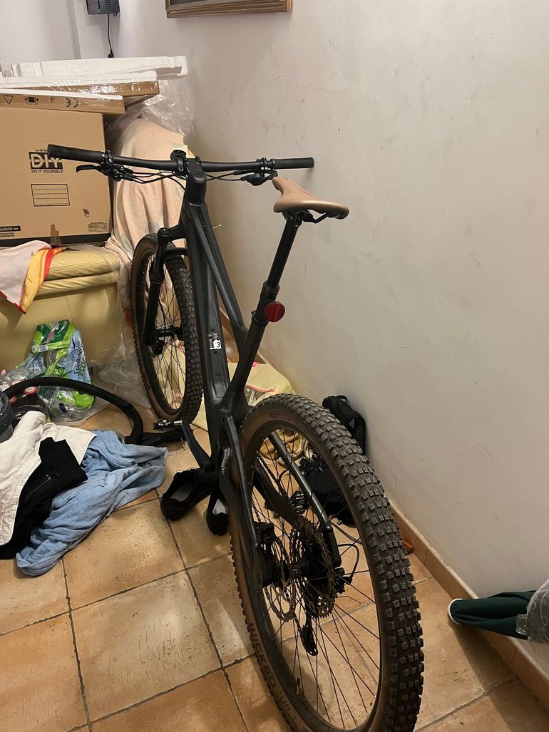 Used Scott Spark 960 2023 2023 Mountainbike, Light Gray, 29 — image 3 of 7