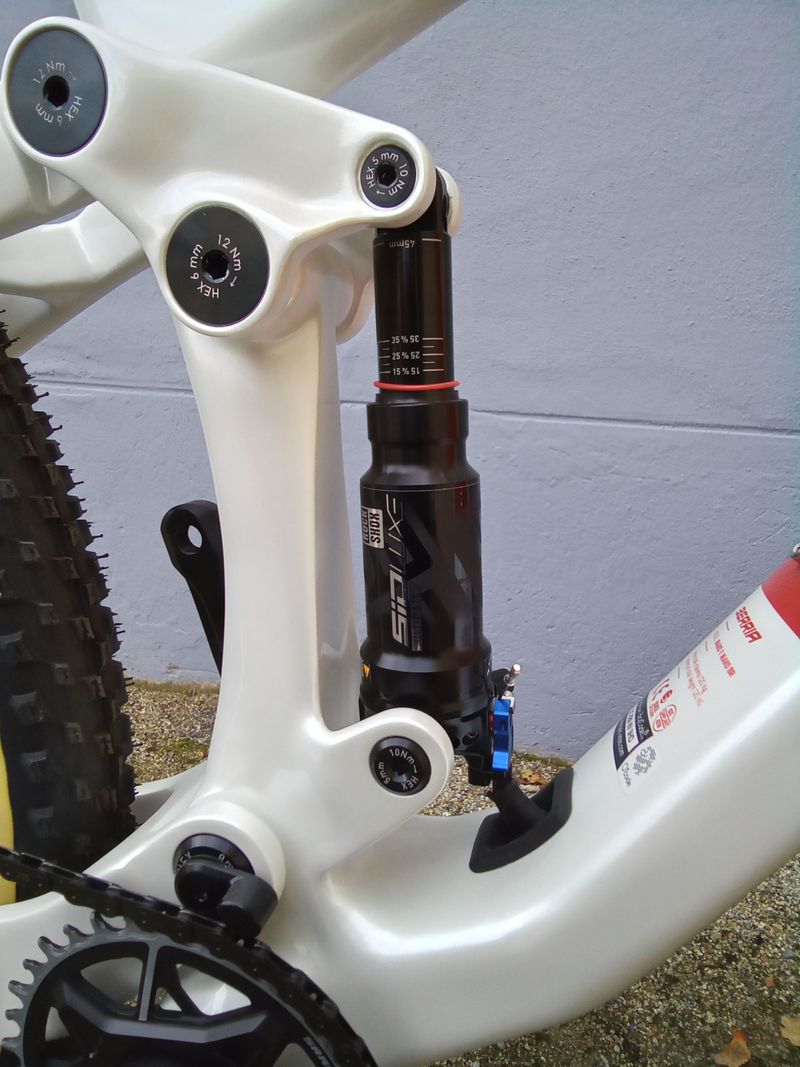 Used Berria Racing 2023 Mountainbike, Red — image 3 of 5
