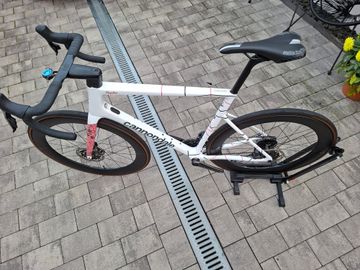Used Cannondale Hi-Mod Rapha Team Replica 2023 Road & Gravel, White — image 3 of 6