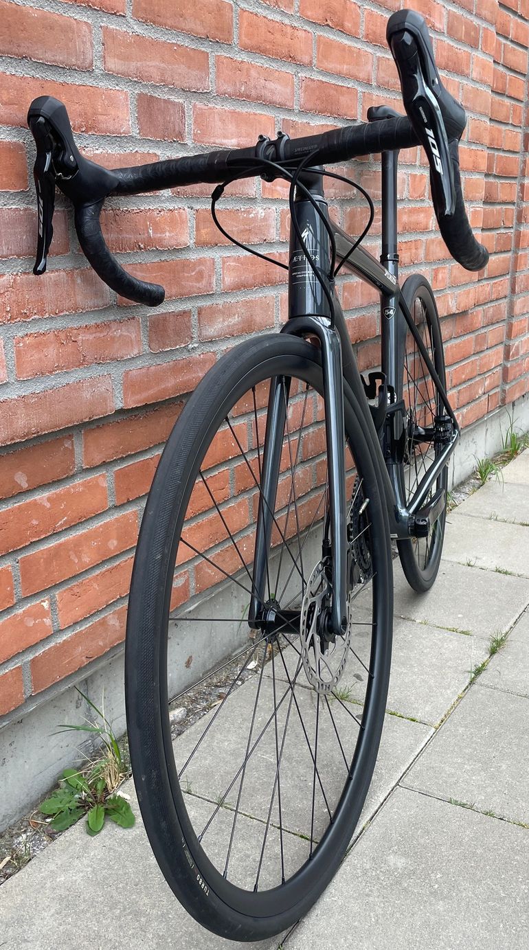 Used Specialized 105 Sport 2025 Road & Gravel, Black — image 3 of 5
