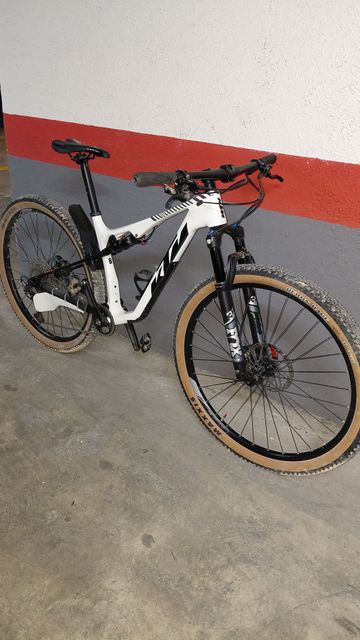 Used KTM SCARP ELITE 2023 2023 Mountainbike, White, 700 — image 3 of 4