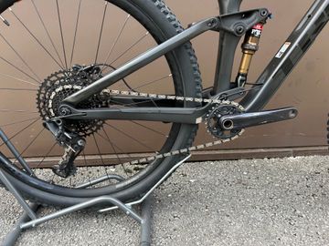 Used Trek Fuel Ex C 2019 Mountainbike, Black — image 3 of 4