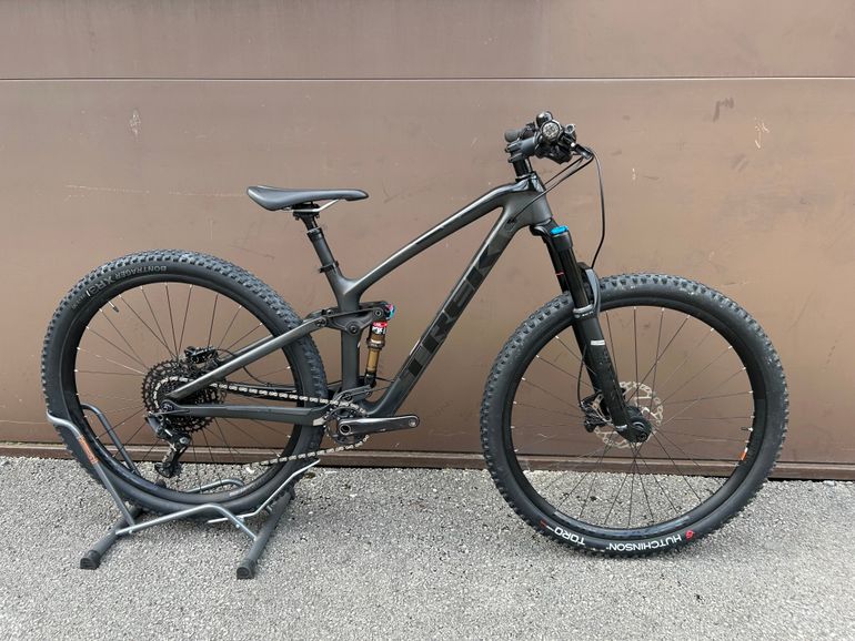 Used Trek Fuel Ex C 2019 Mountainbike, Black — image 1 of 4