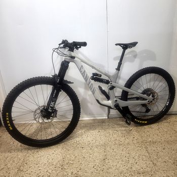 Used Canyon Spectral Mullet CF 8 CLLCTV 2022 2022 MTB